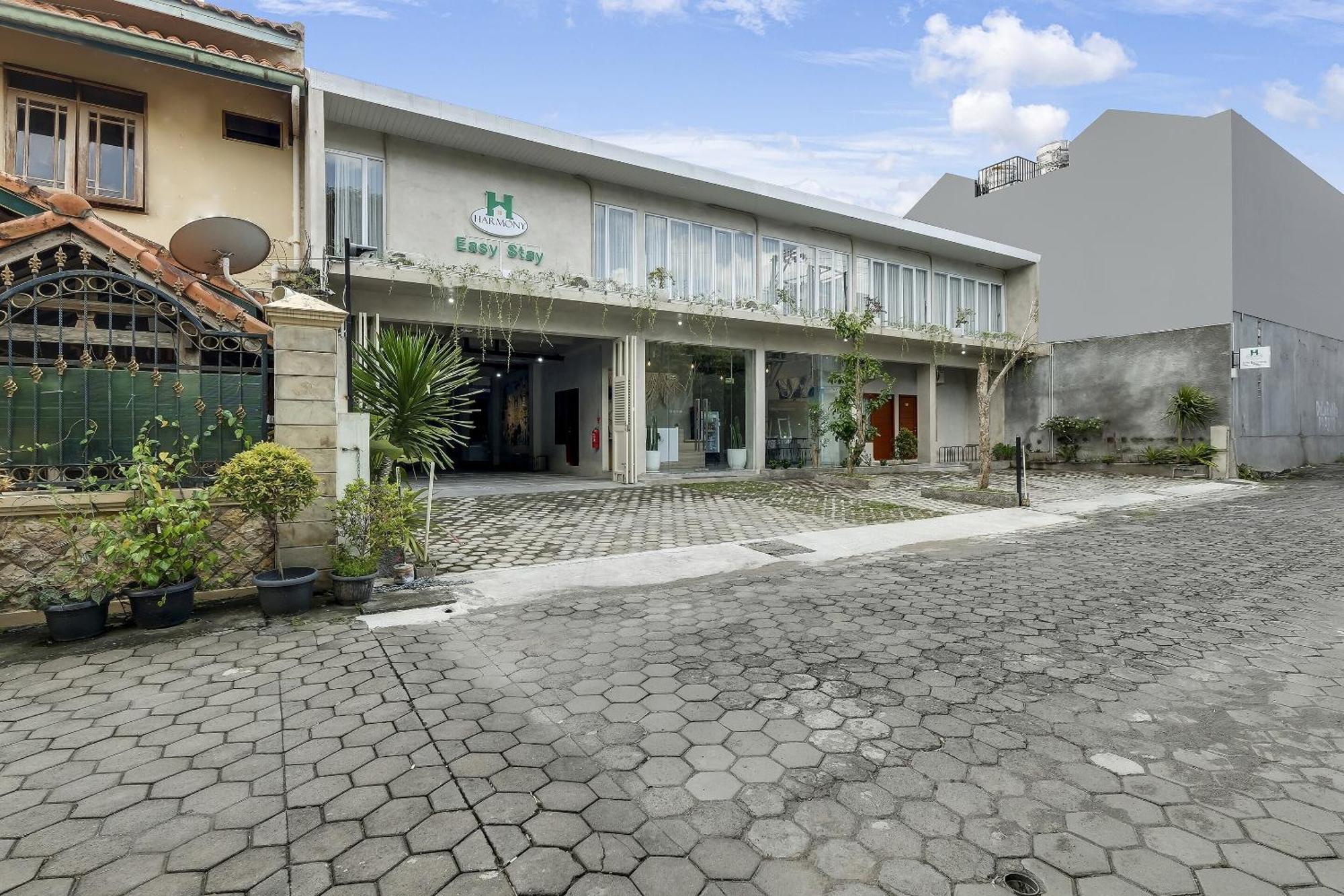 Super Oyo Capital O 90983 Harmony Easy Stay Maguwo Ngoại thất bức ảnh
